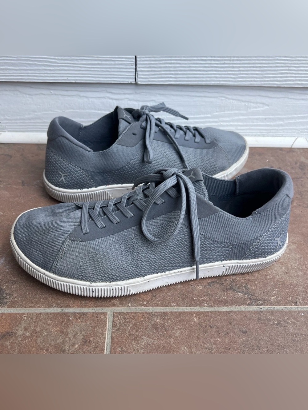 Flux Men's Knit Lace-Up Casual Sneakers - Gray